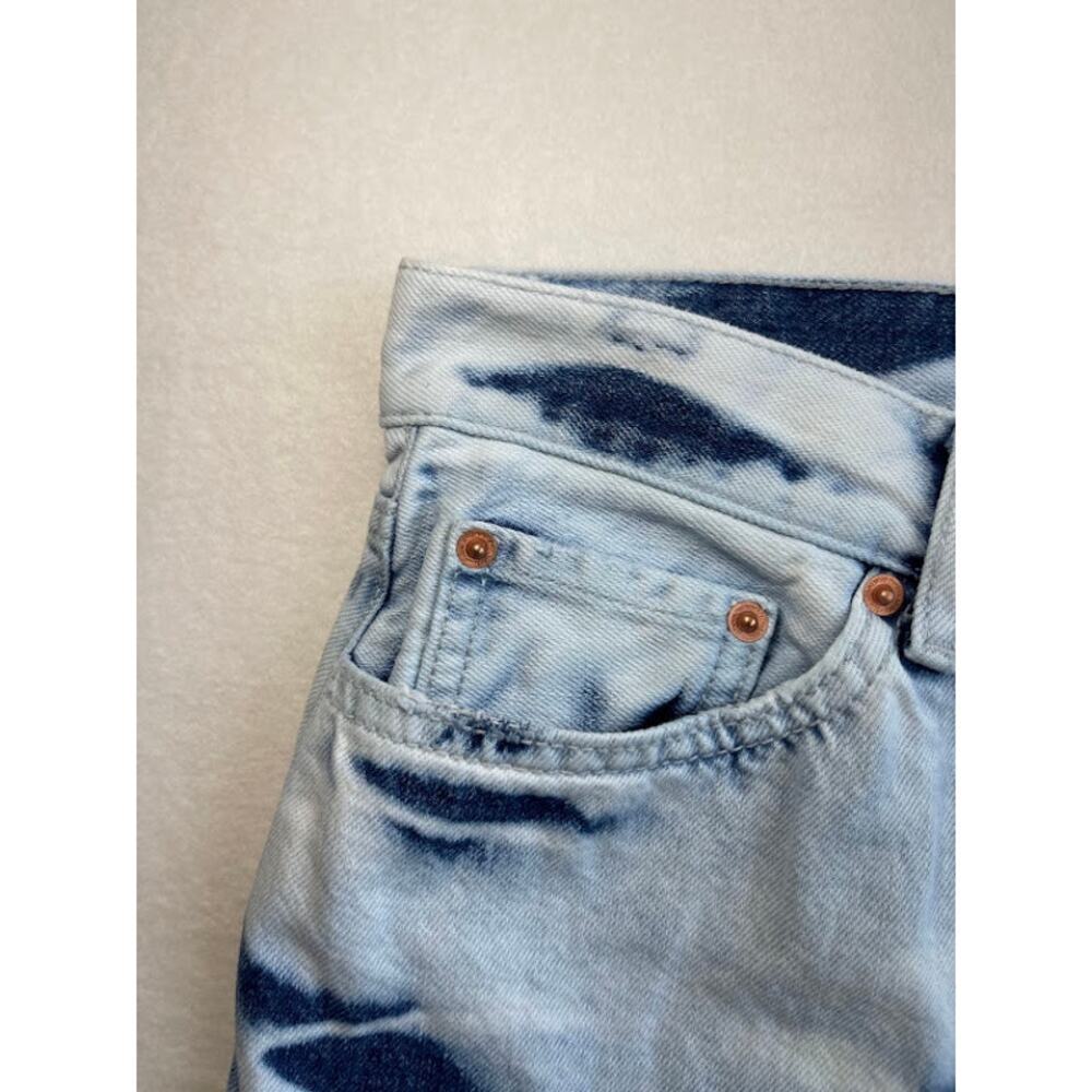 Women's Zara Size Large Acid Wash Denim Skirt Straight Raw Hem‎ - Picture 3 of 6